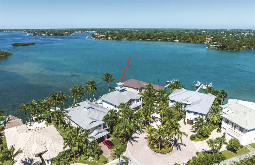 LANDS END - Residential