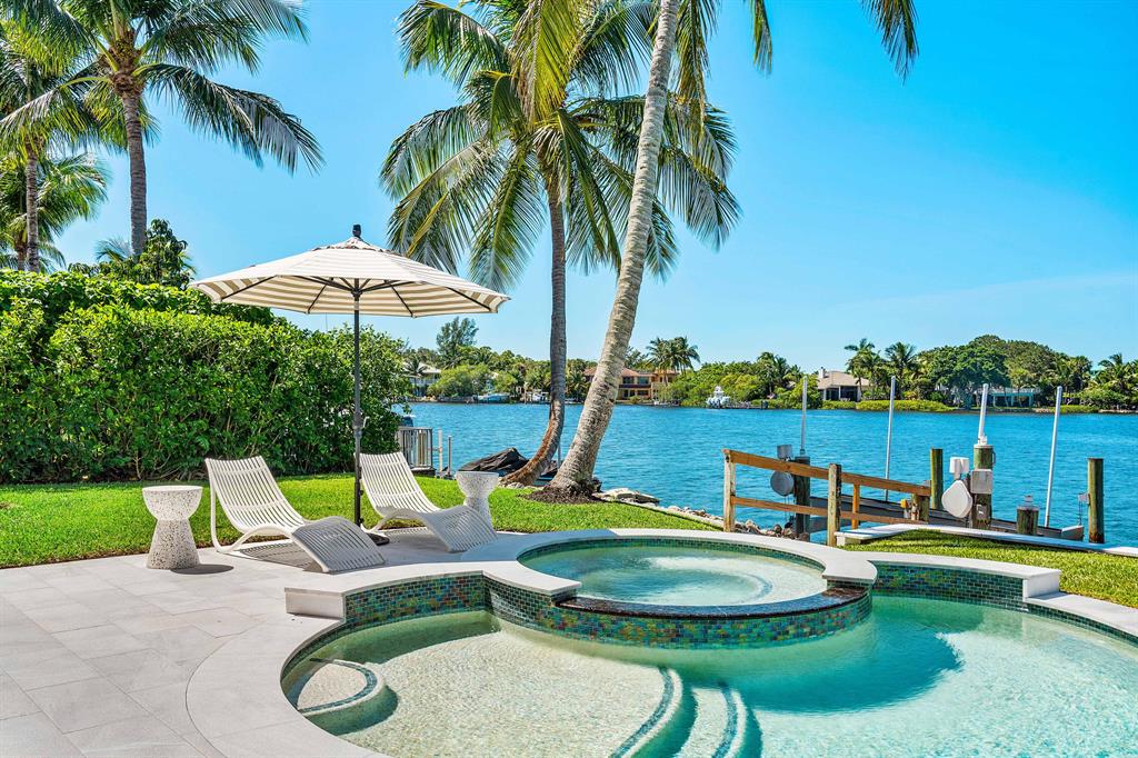 LANDS END - Residential