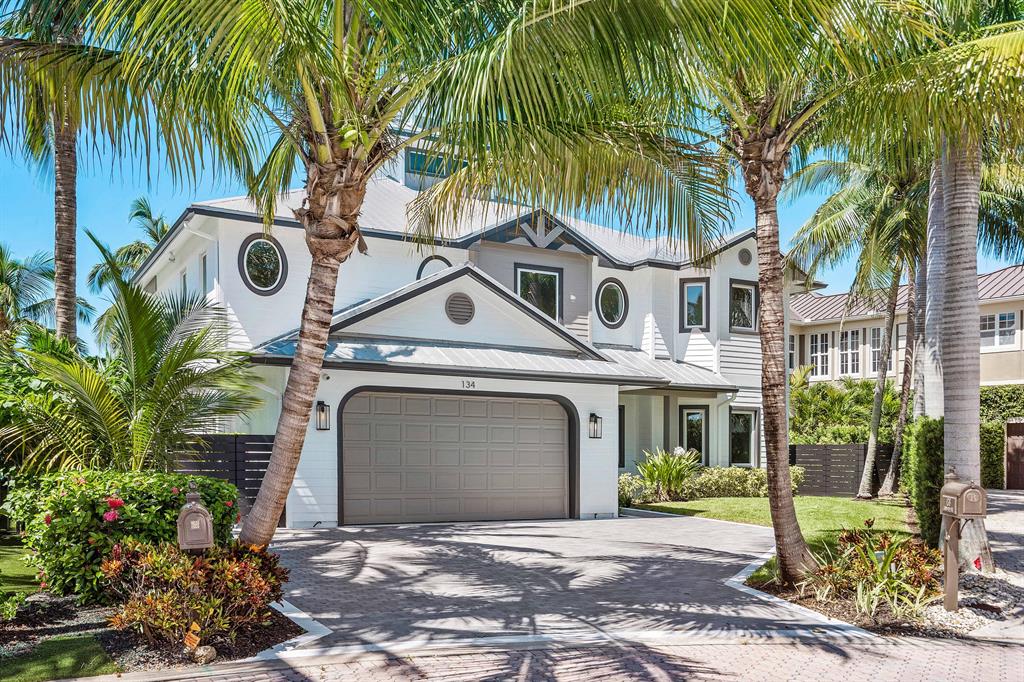 LANDS END - Residential