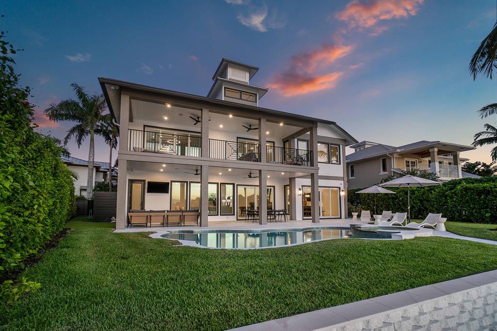 LANDS END - Residential