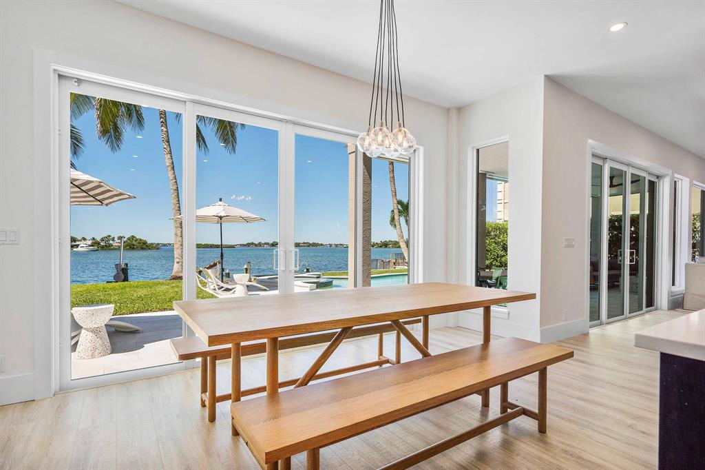 LANDS END - Residential