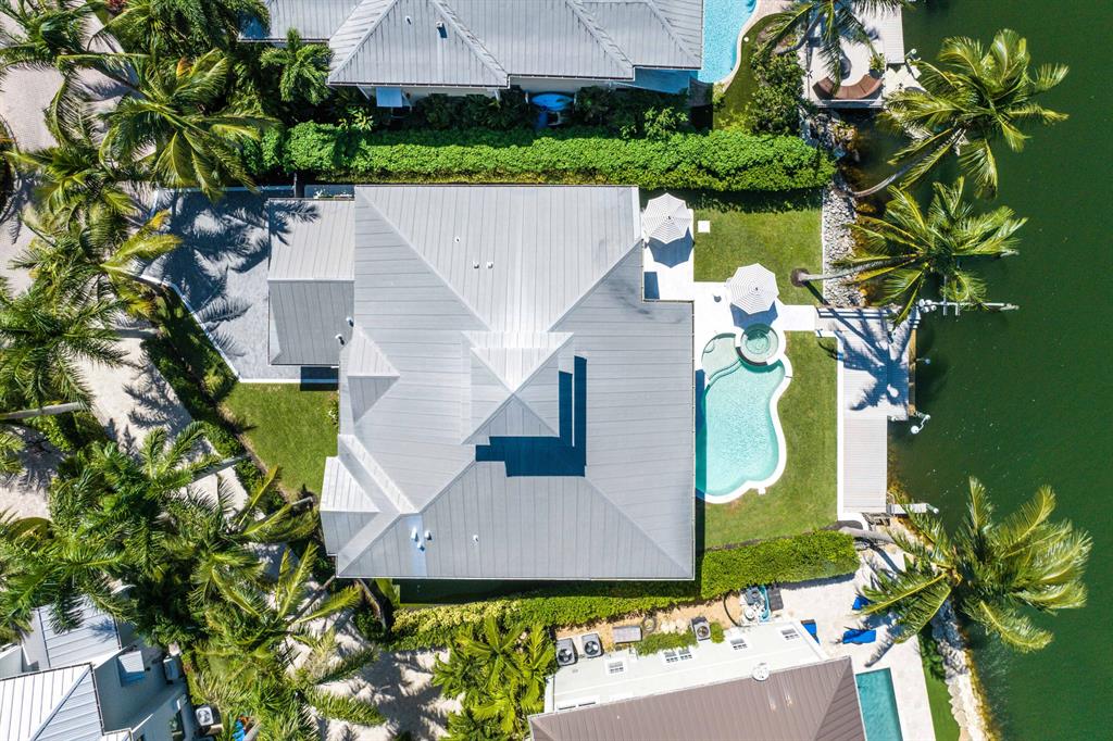 LANDS END - Residential