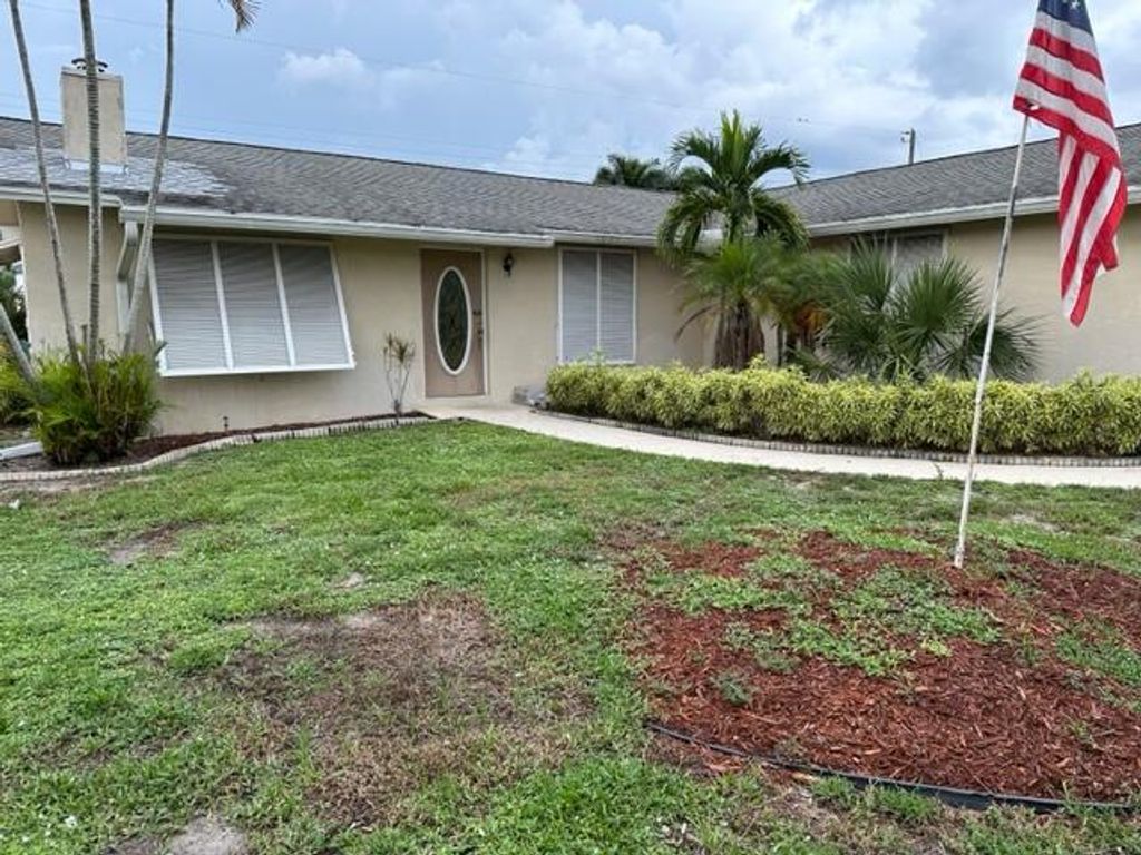 Photo of 7469 SE Flamingo Way, Hobe Sound, FL 33455 (MLS # R10927039)
