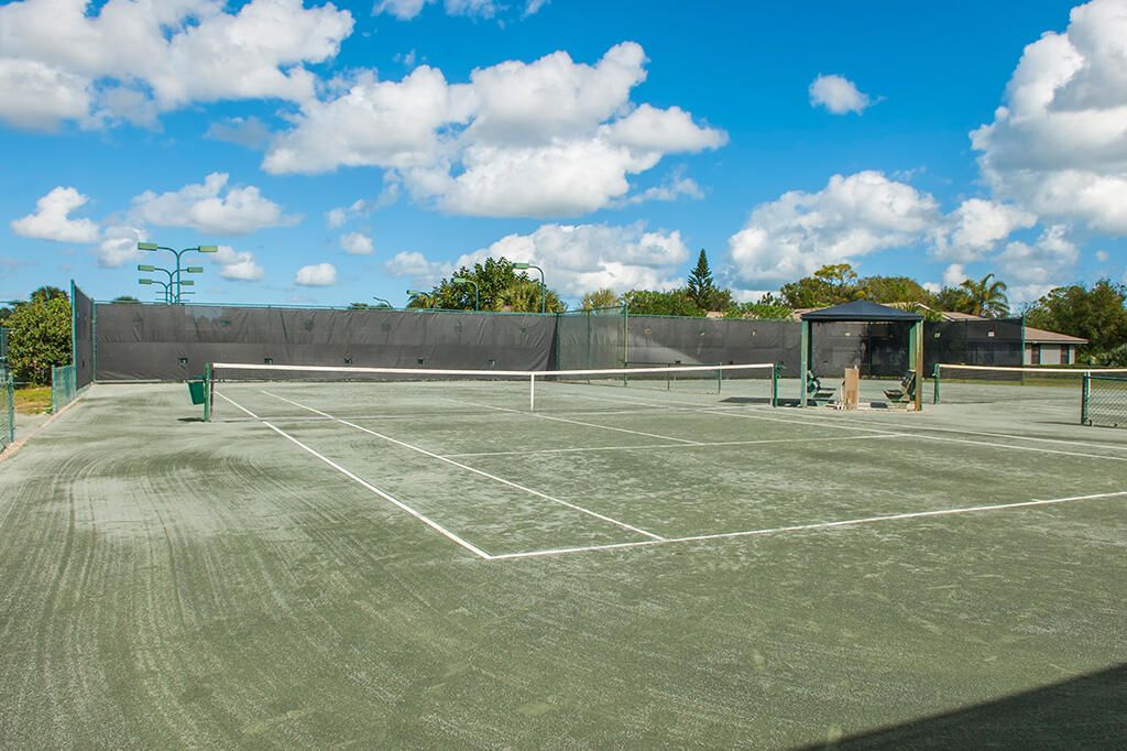 Photo of 710 SW Timber Ridge Trl Trail SW, Vero Beach, FL 32962 (MLS # B26022931)