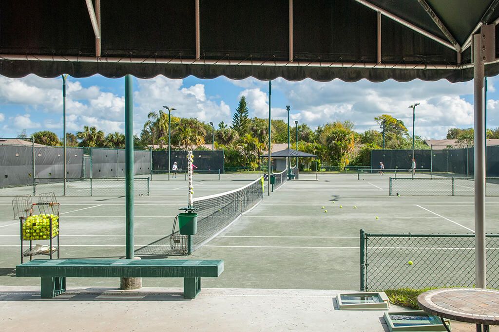 Photo of 710 SW Timber Ridge Trl Trail SW, Vero Beach, FL 32962 (MLS # B26022931)