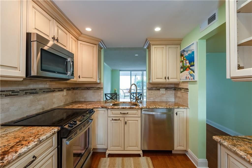 Photo of 777 S Federal Hwy #H204, Pompano Beach, FL 33062 (MLS # F10269715)