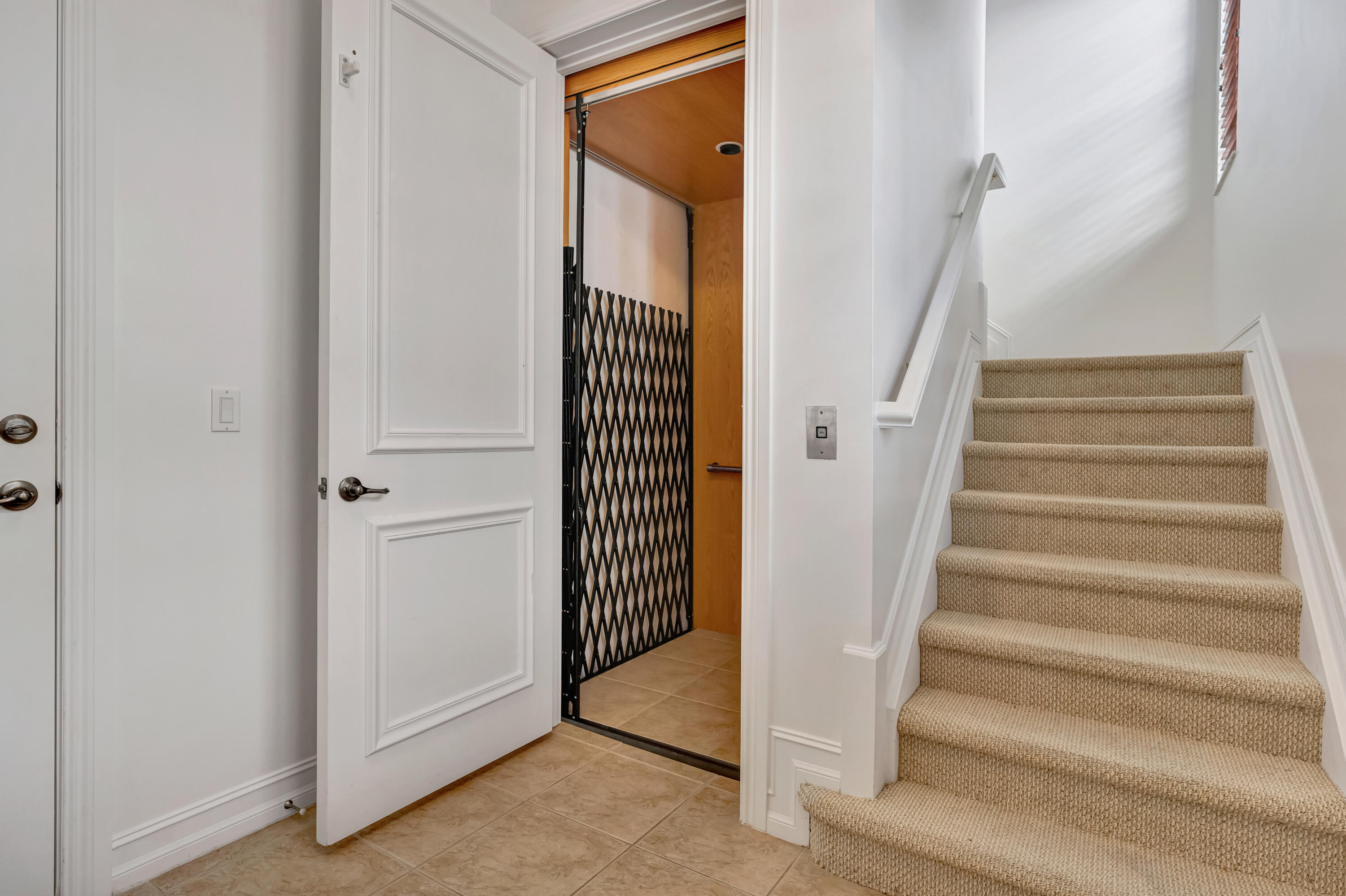 CHAMBORD AT FRENCHMANS RESERVE CONDO - Residential Lease