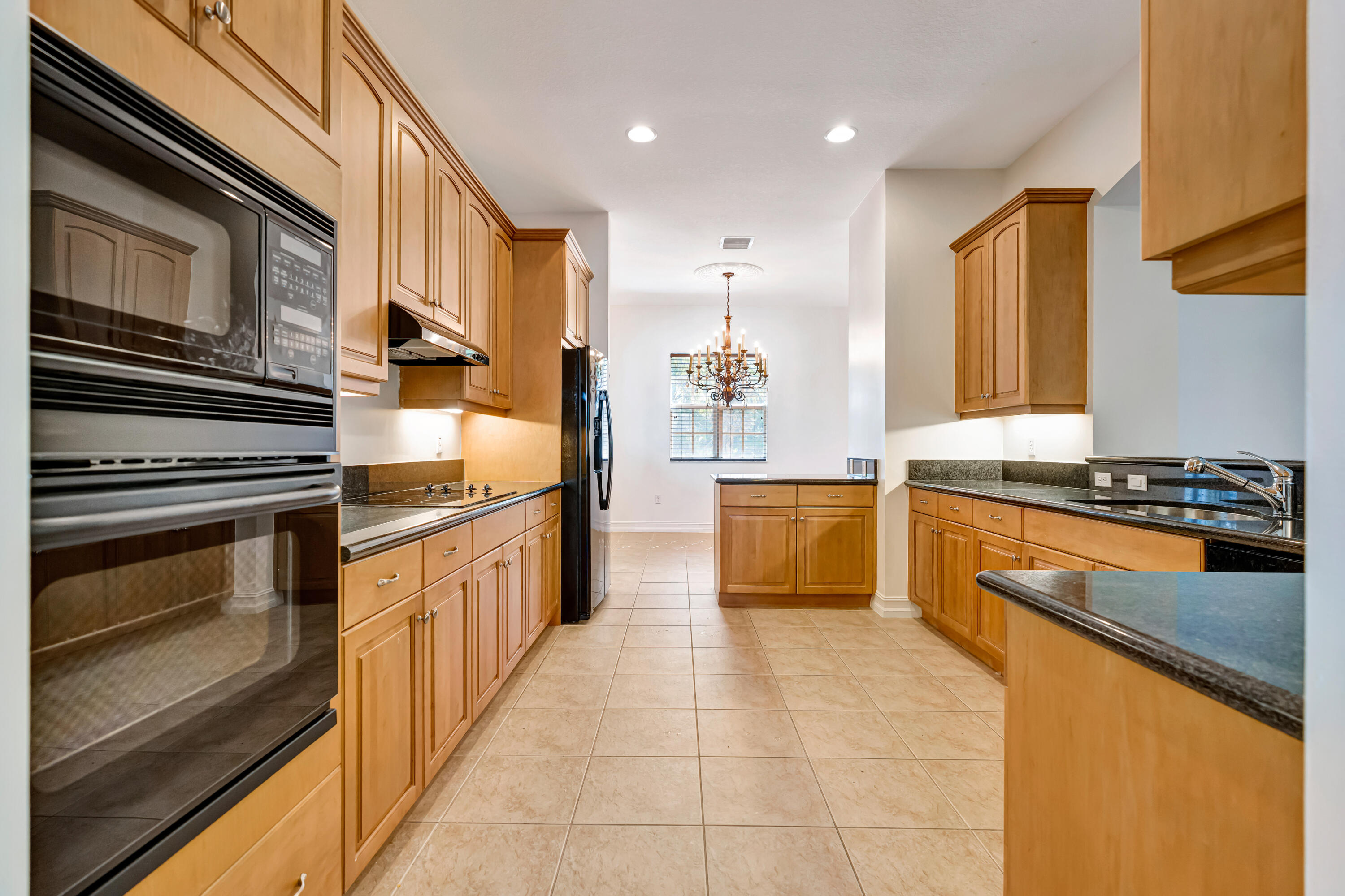 CHAMBORD AT FRENCHMANS RESERVE CONDO - Residential Lease