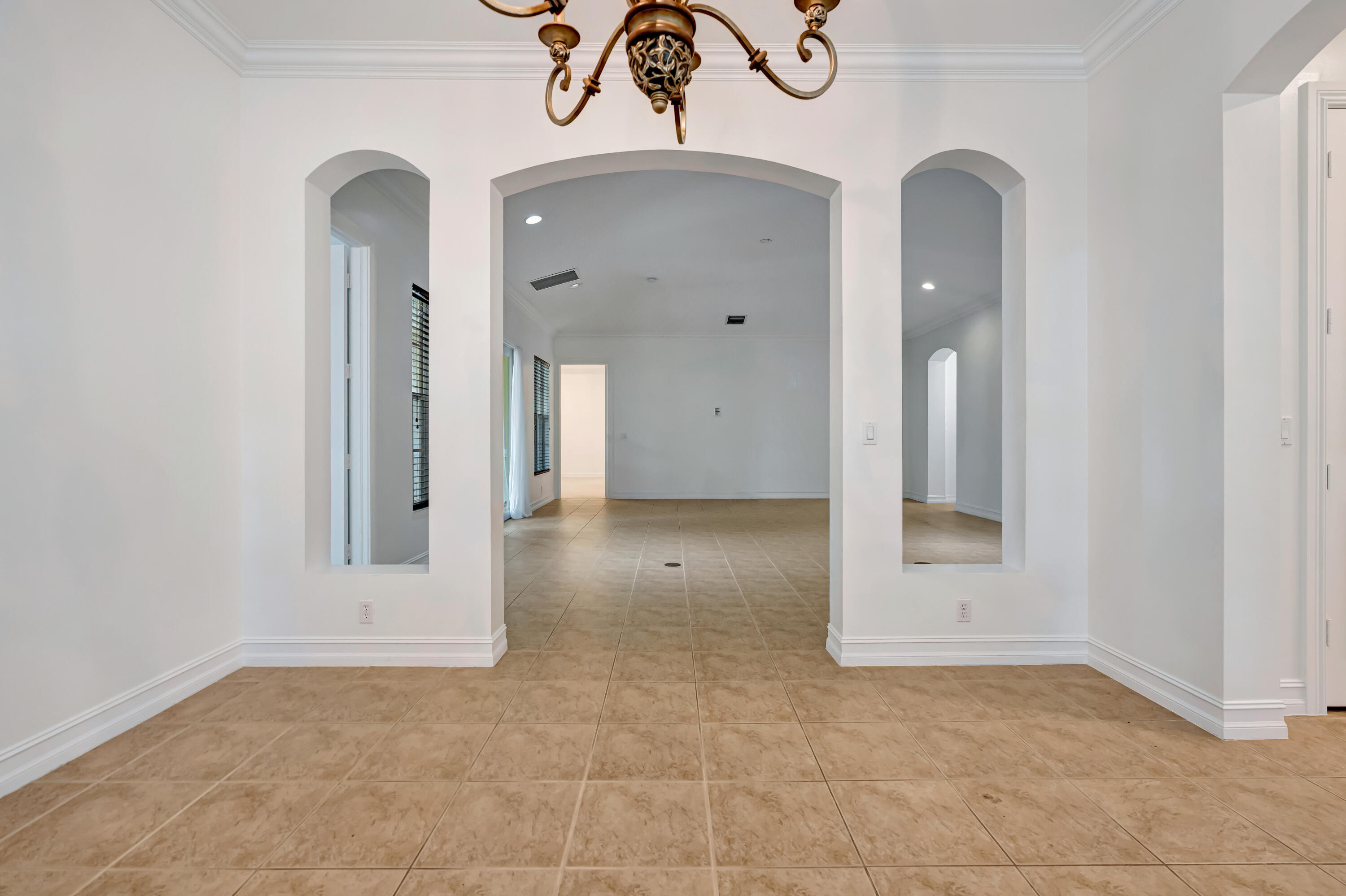 CHAMBORD AT FRENCHMANS RESERVE CONDO - Residential Lease