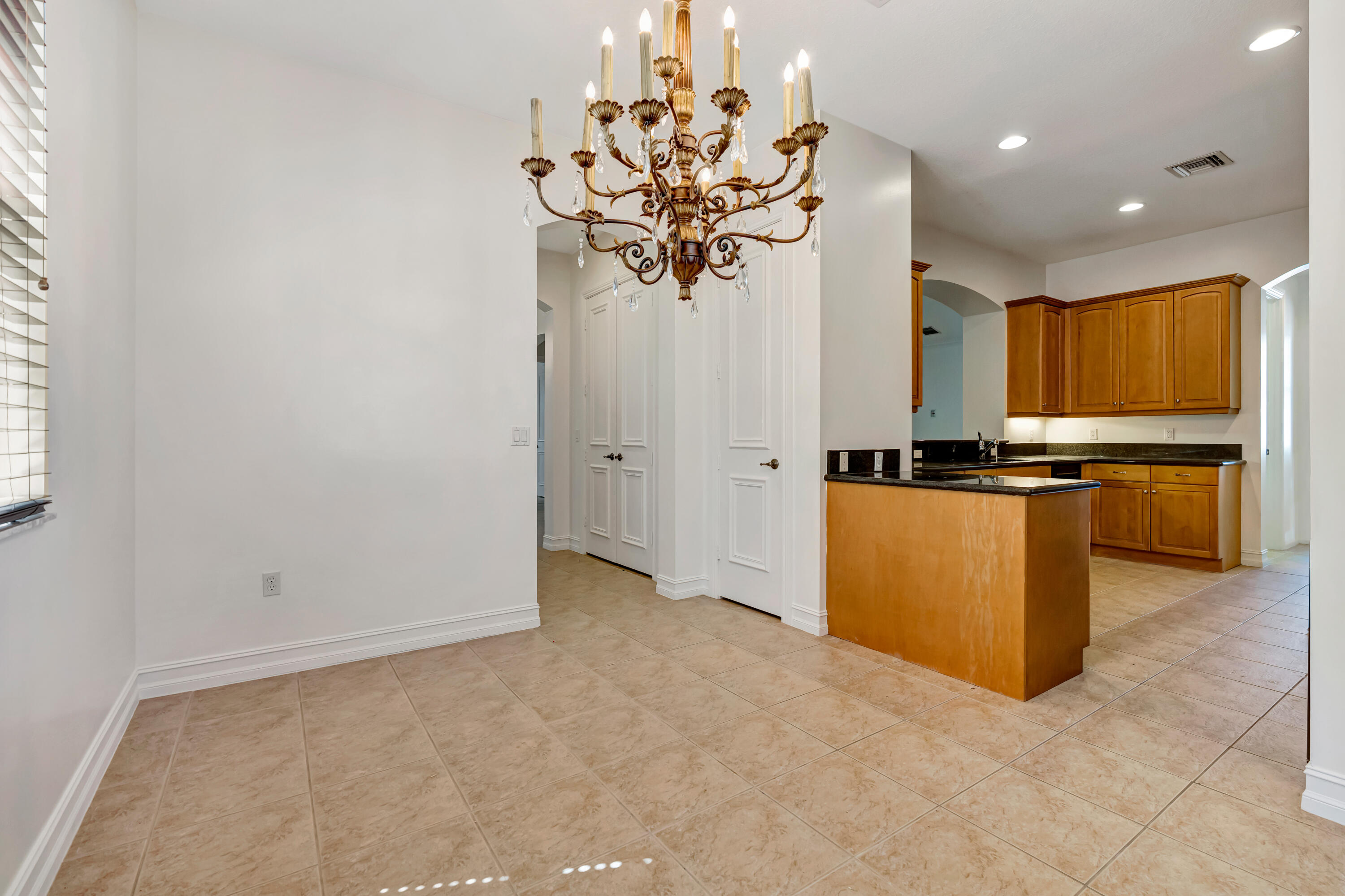 CHAMBORD AT FRENCHMANS RESERVE CONDO - Residential Lease