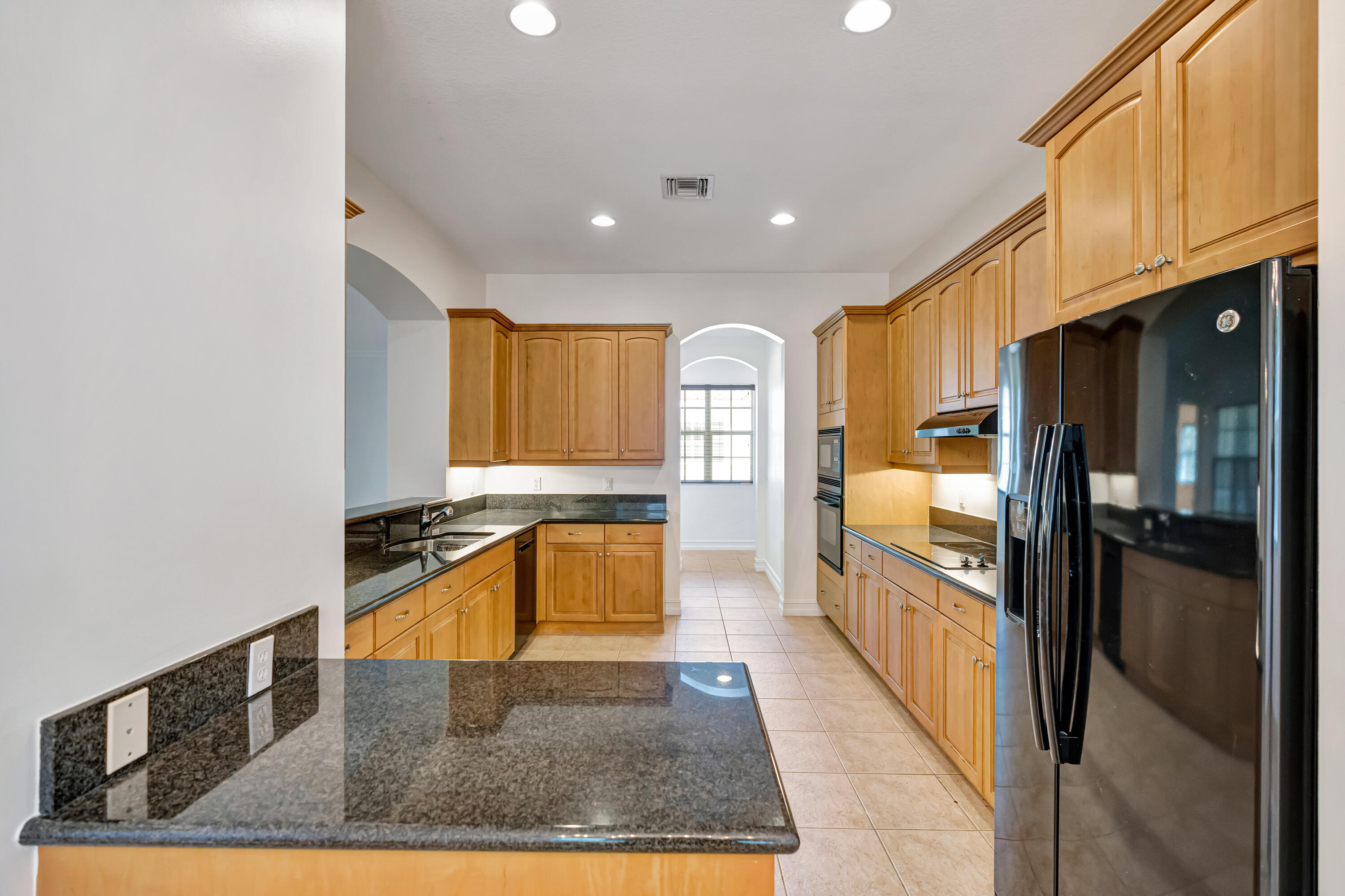 CHAMBORD AT FRENCHMANS RESERVE CONDO - Residential Lease