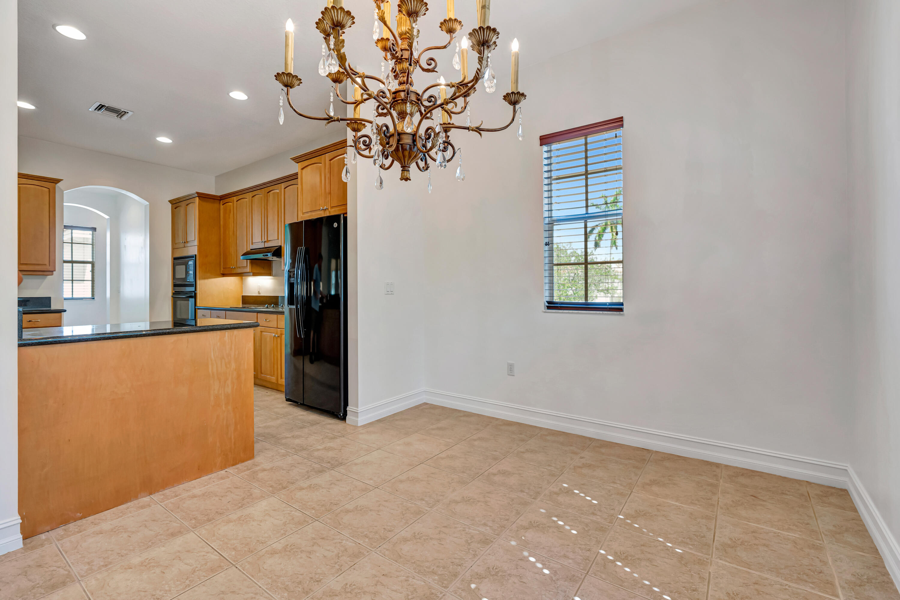 CHAMBORD AT FRENCHMANS RESERVE CONDO - Residential Lease