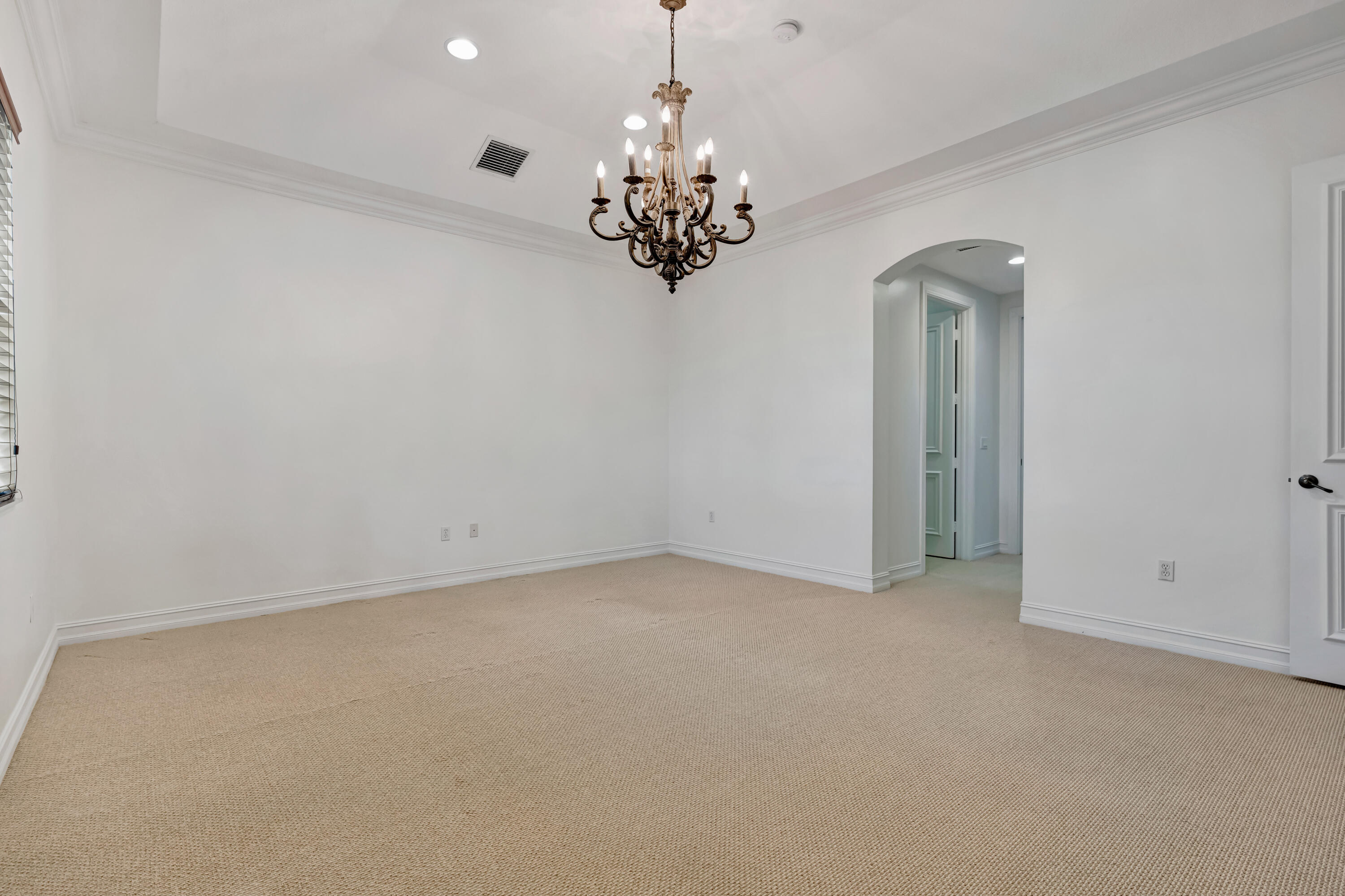 CHAMBORD AT FRENCHMANS RESERVE CONDO - Residential Lease