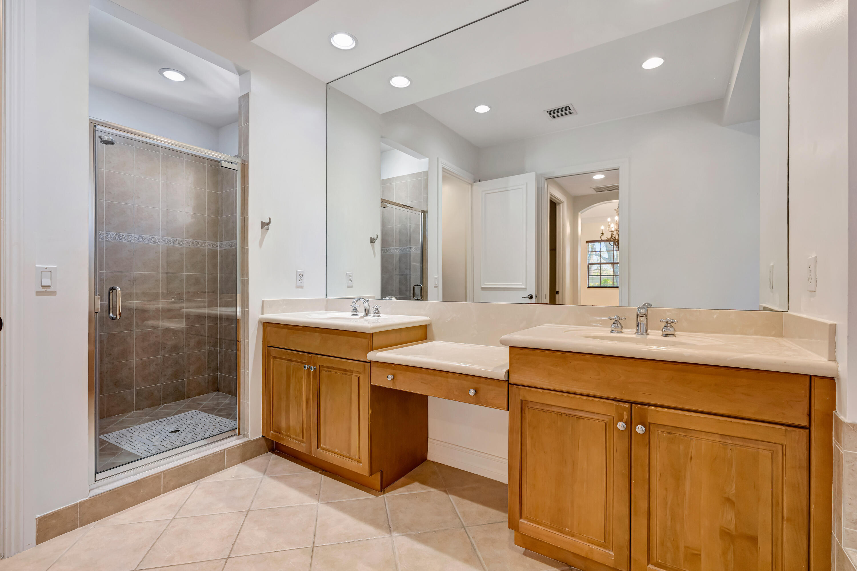 CHAMBORD AT FRENCHMANS RESERVE CONDO - Residential Lease