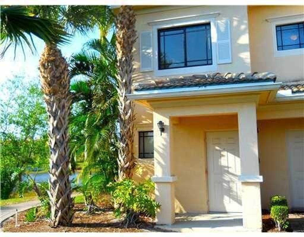 Photo of 2917 Tuscany Court #111, Palm Beach Gardens, FL 33410 (MLS # R10743190)