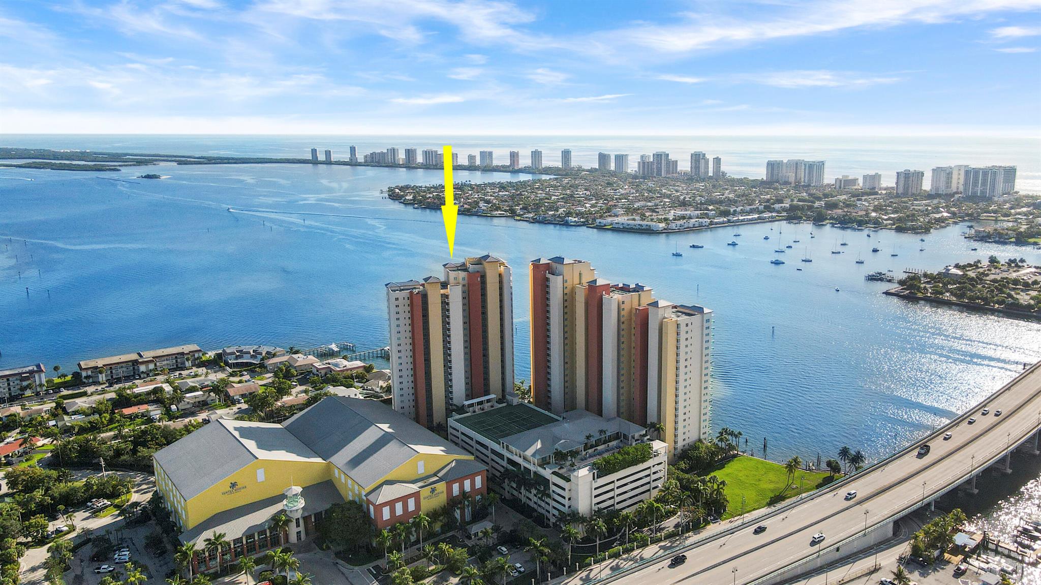 MARINA GRANDE RIVIERA BEA - Residential