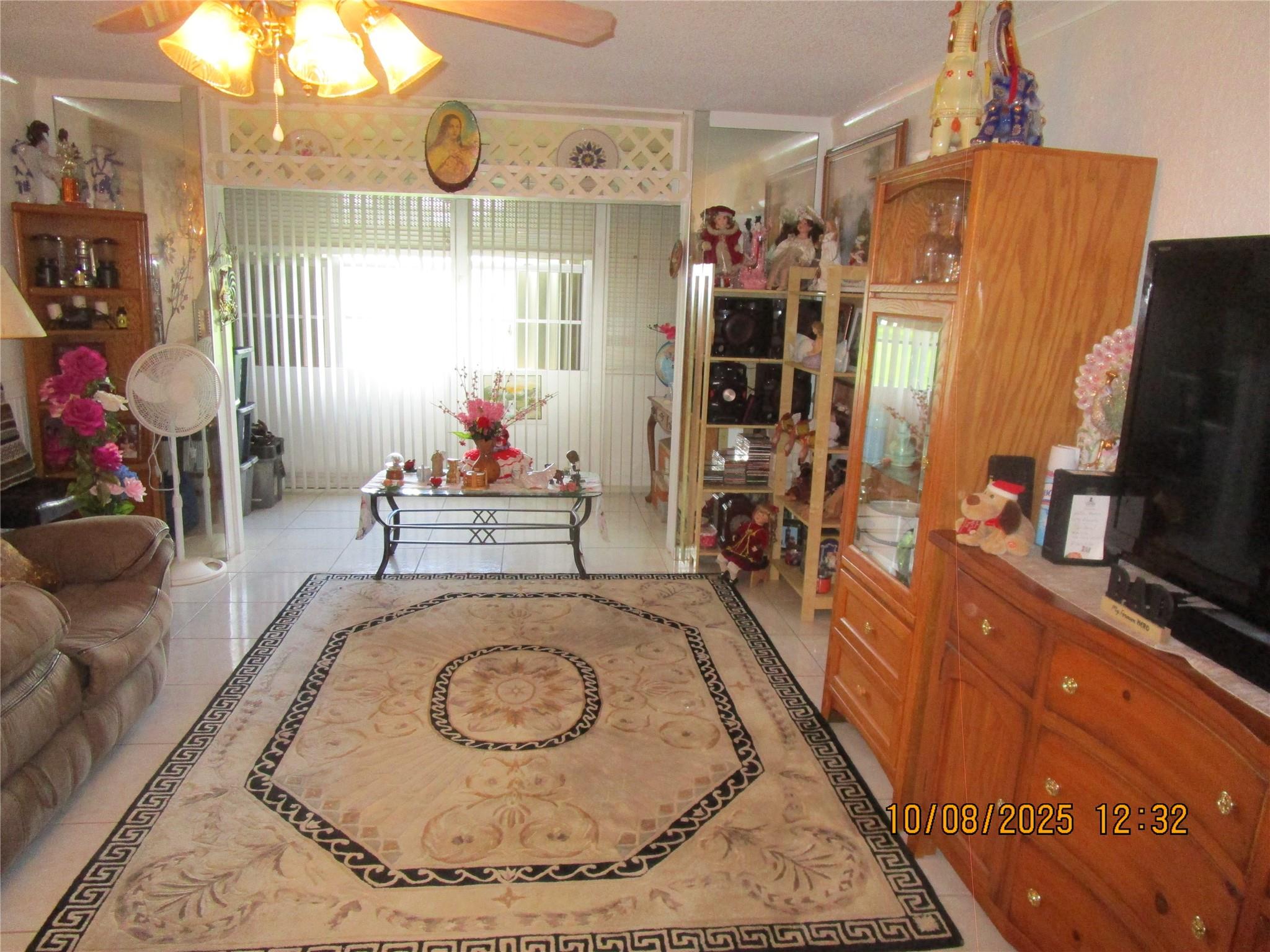 8841 Sunrise Lakes Blvd 112