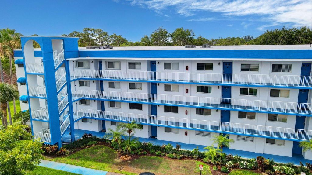 Photo of 4734 Lucerne Lakes Boulevard #304, Lake Worth, FL 33467 (MLS # R11096326)