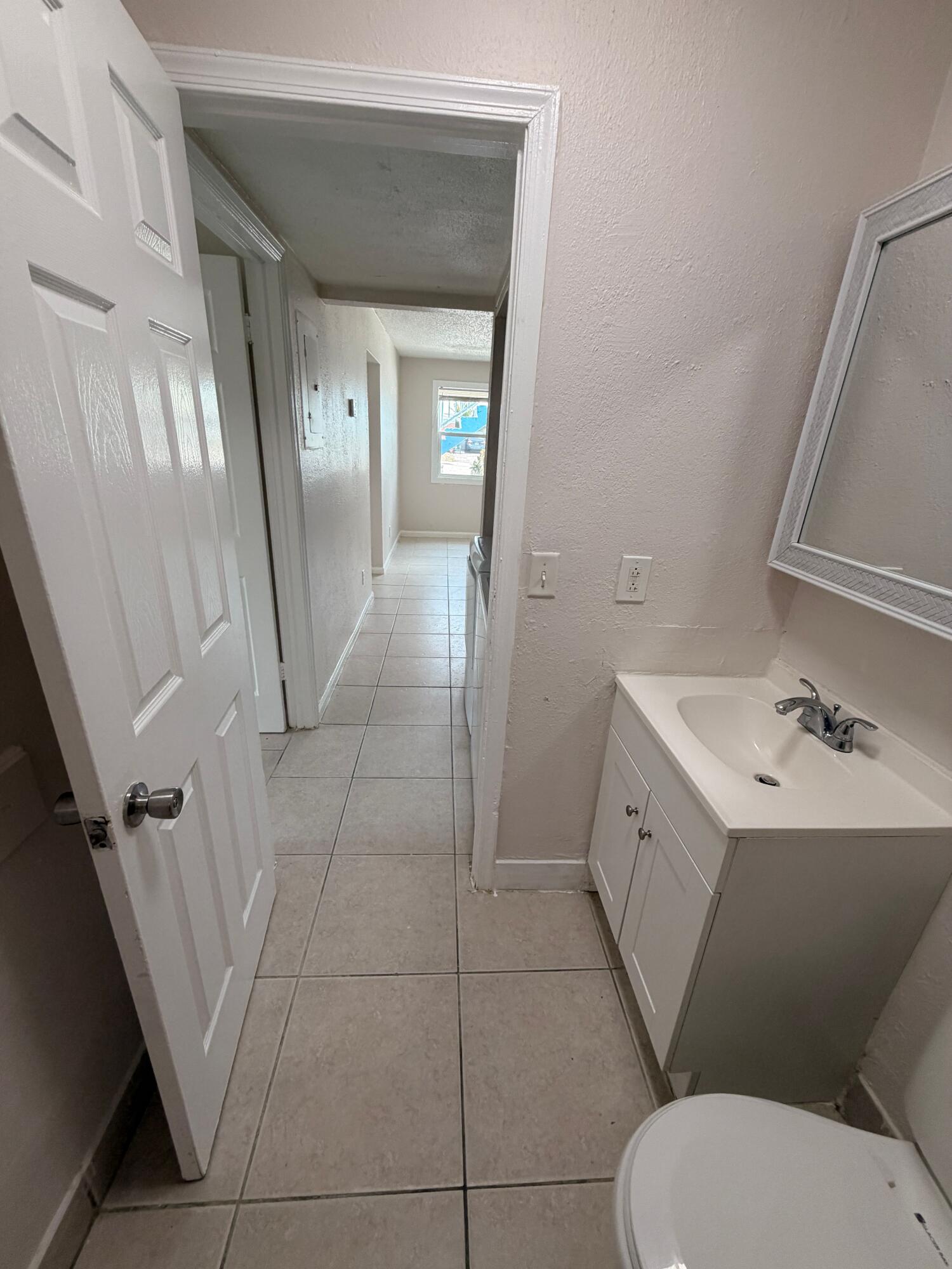 SLOANS SUB - Residential Lease