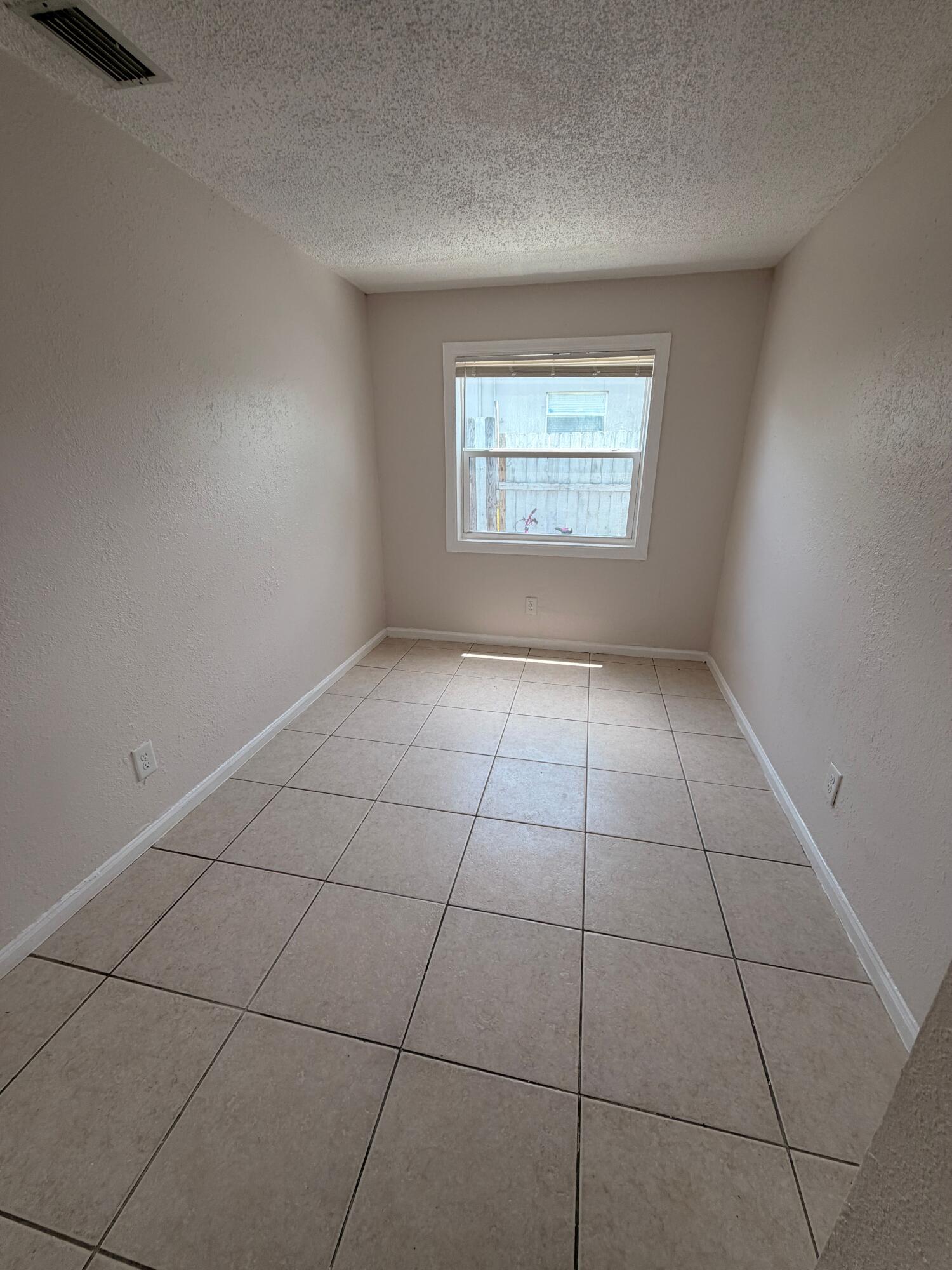SLOANS SUB - Residential Lease