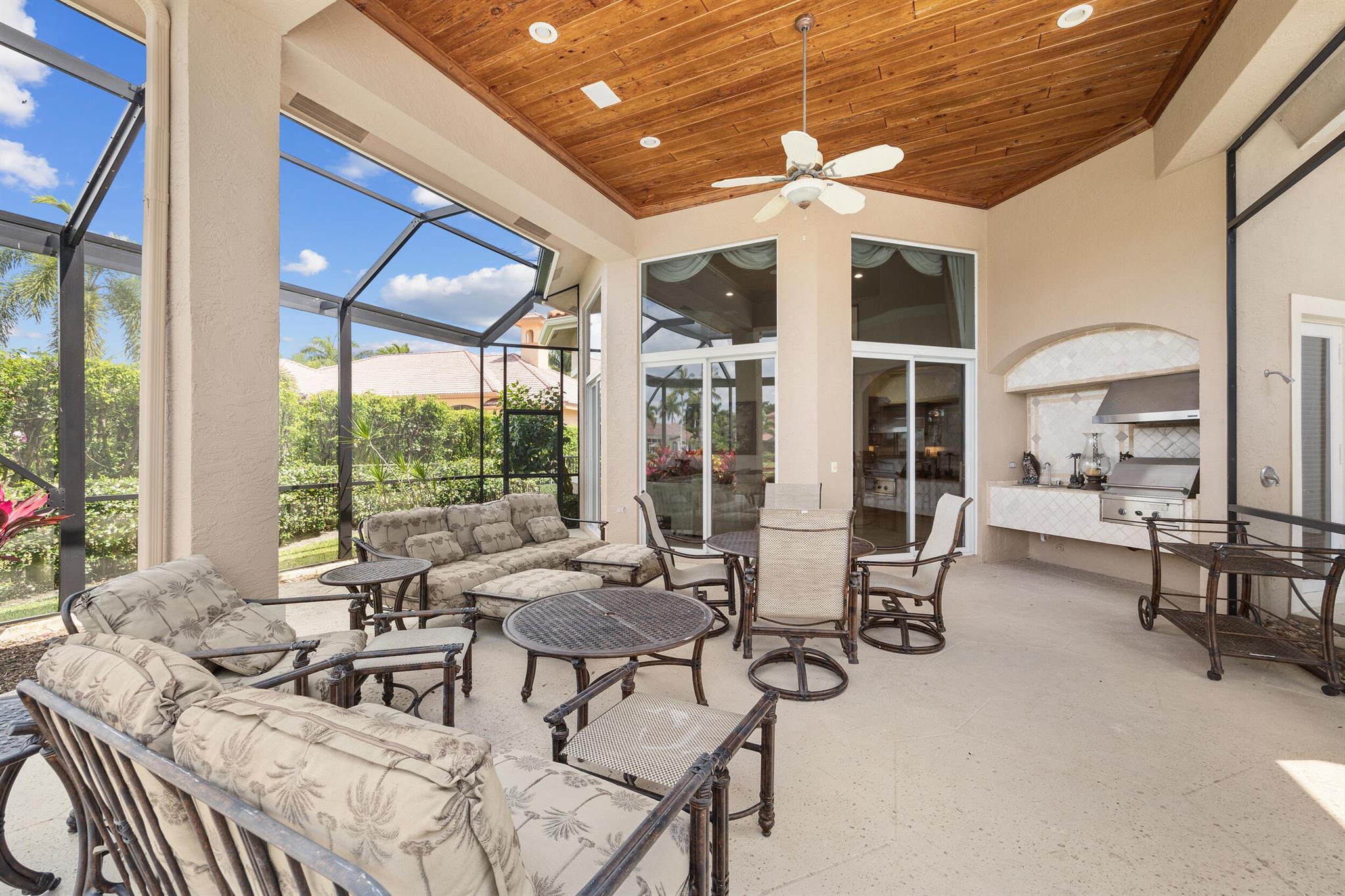 IBIS GOLF AND COUNTRY CLU - Residential