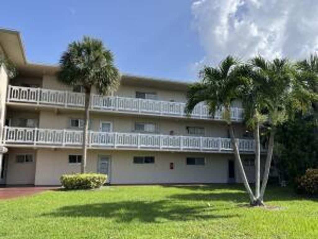 Photo of 2606 Garden Drive S #104, Lake Worth, FL 33461 (MLS # R10947517)
