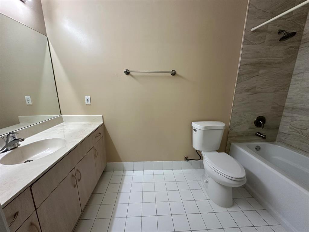 BELVEDERE ISLES CONDO NO - Residential