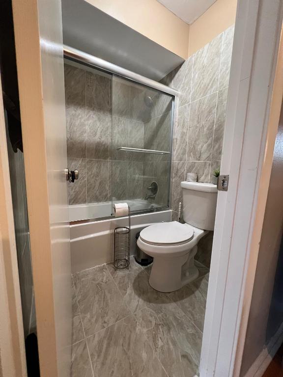 LAGO DEL REY CONDO - Residential