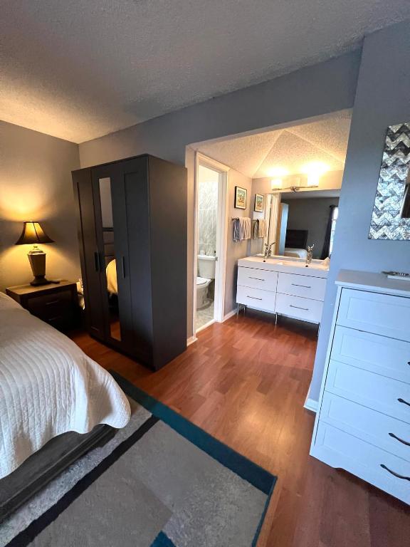 LAGO DEL REY CONDO - Residential