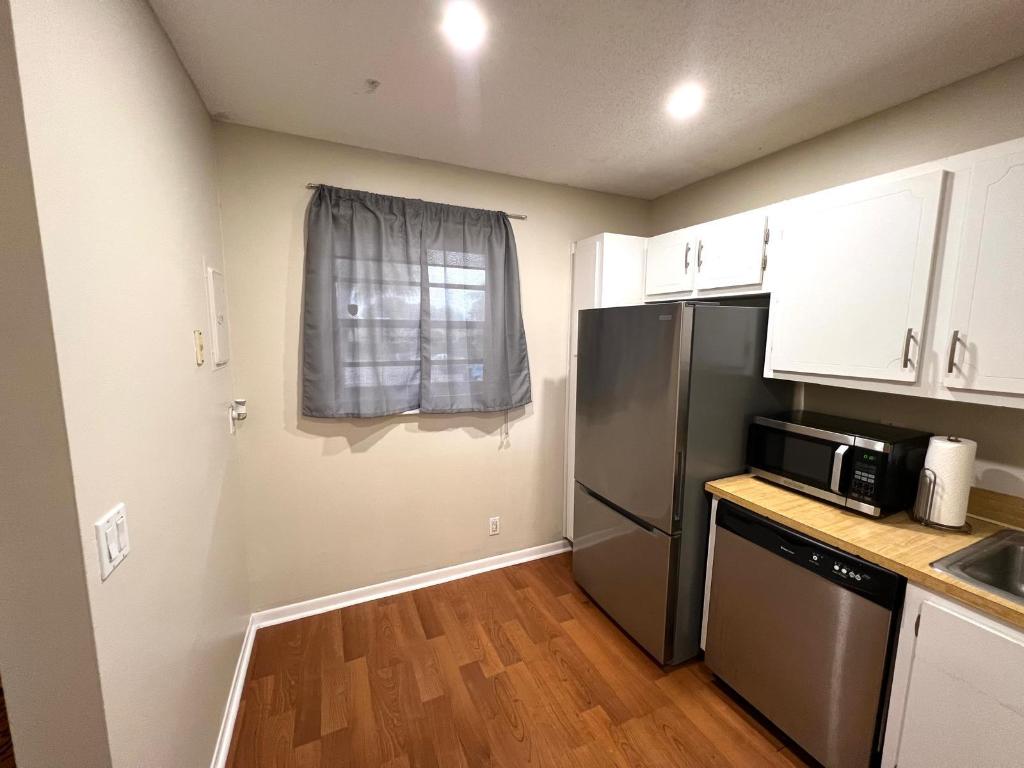 LAGO DEL REY CONDO - Residential