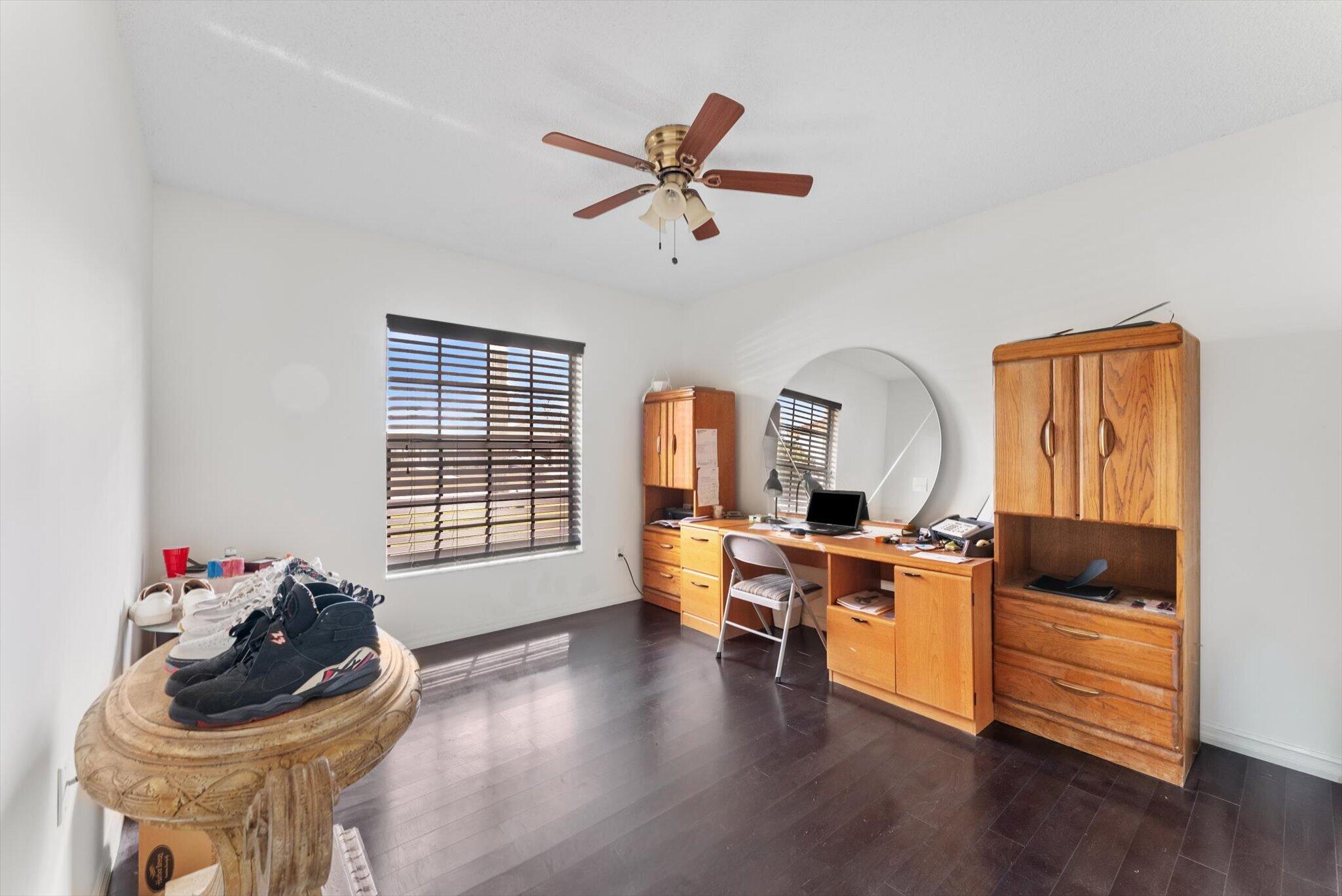 LA MANCHA 02 - Residential