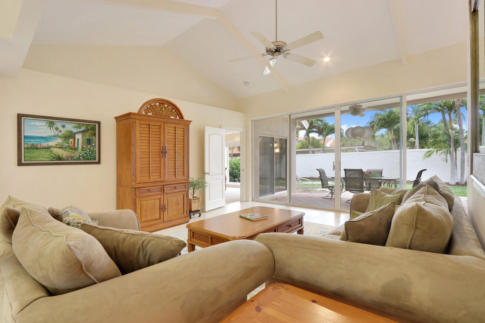 VIA DEL MAR CONDO - Residential Lease