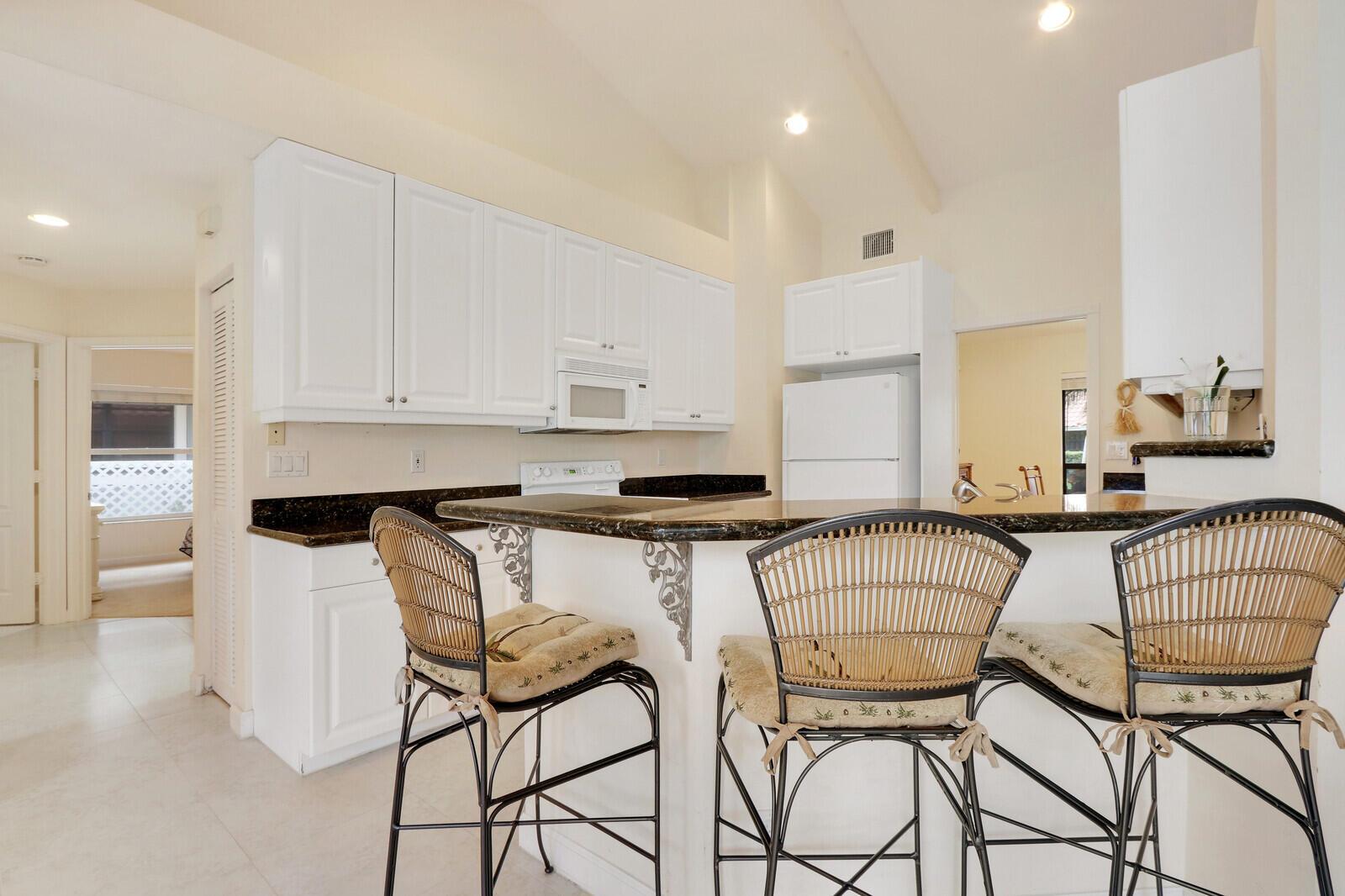 VIA DEL MAR CONDO - Residential Lease