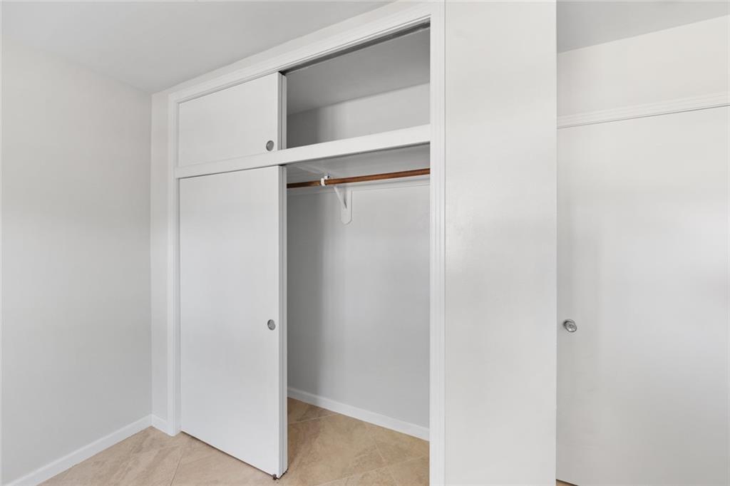 Venetian Isles Co-Op - Residential Lease