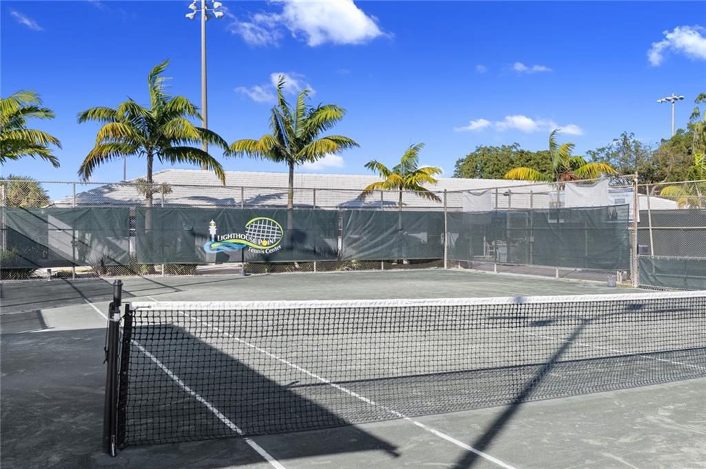 Venetian Isles Co-Op - Residential Lease