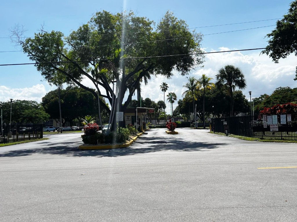 CYPRESS CHASE NORTH - Residential