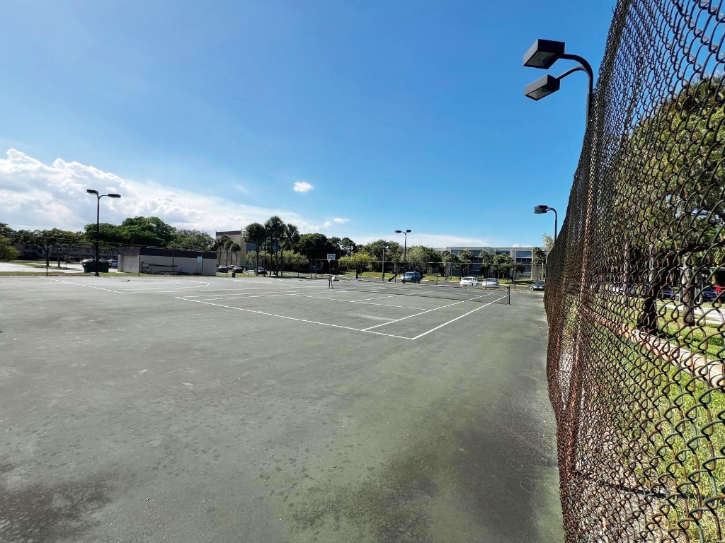 3141 NW 47th Terrace 221