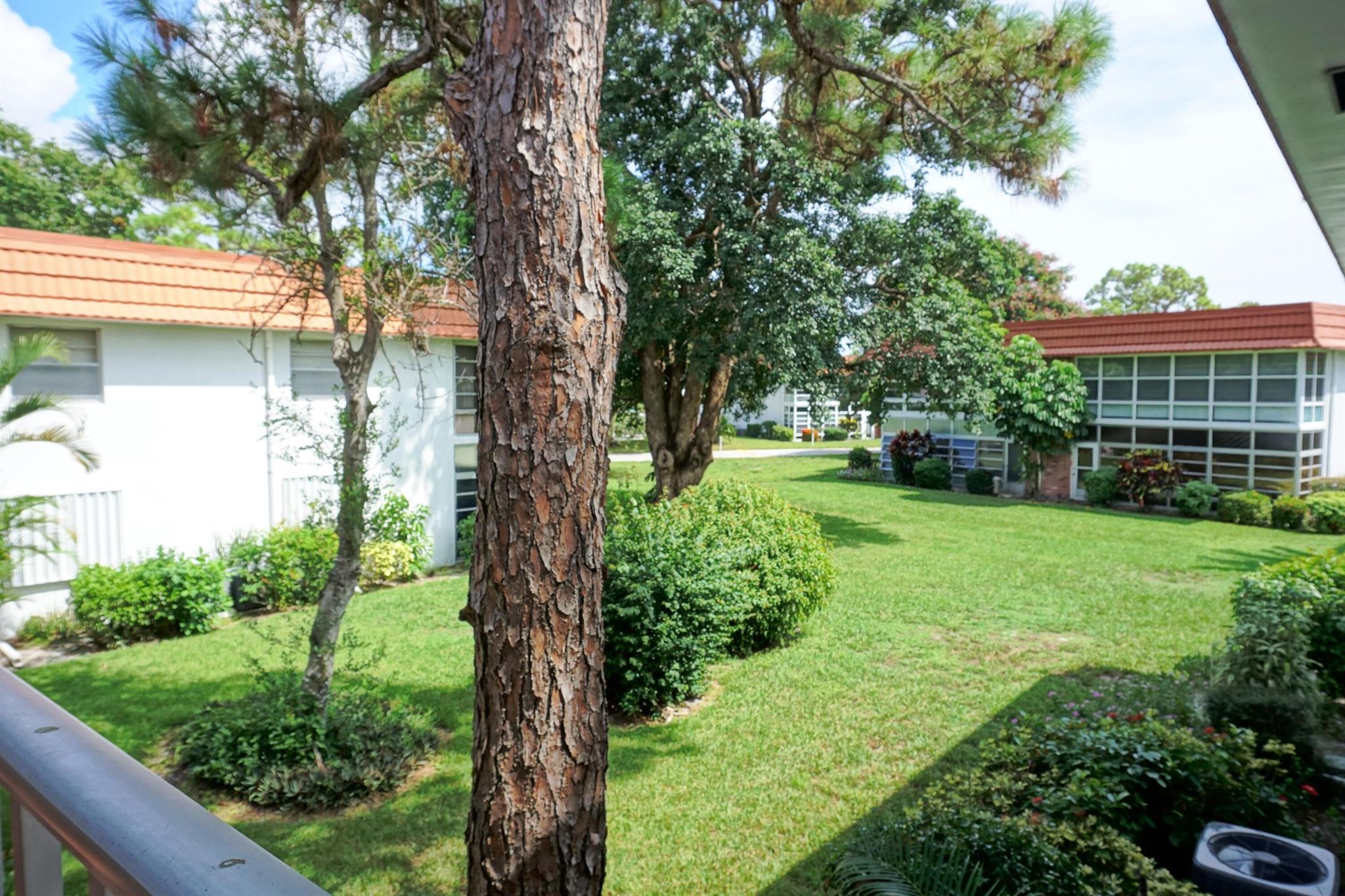 Stuart, Florida 34996, United States, 1 Bedroom Bedrooms, ,1 BathroomBathrooms,Residential,Pending,209592