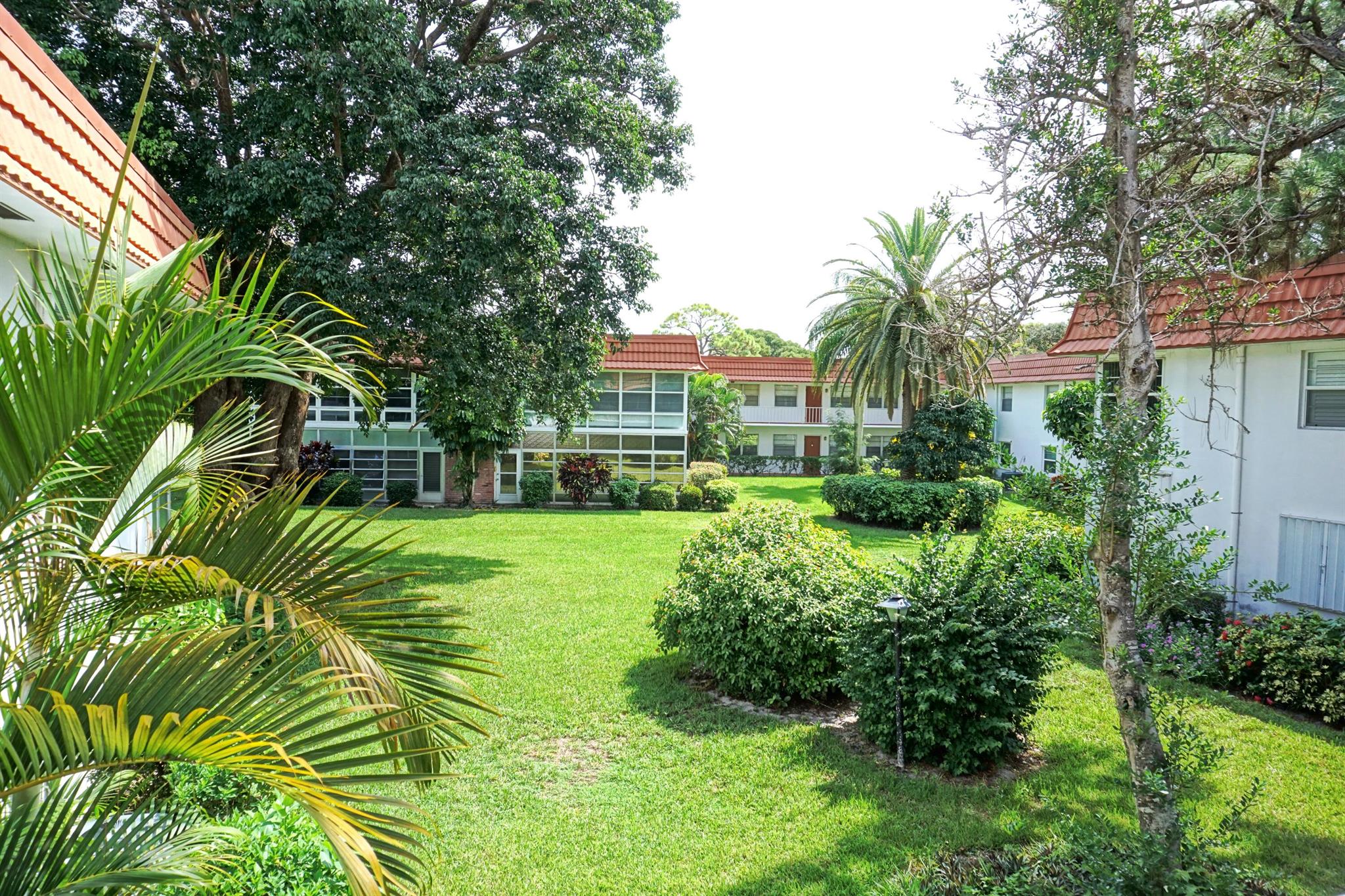 Stuart, Florida 34996, United States, 1 Bedroom Bedrooms, ,1 BathroomBathrooms,Residential,Pending,209592