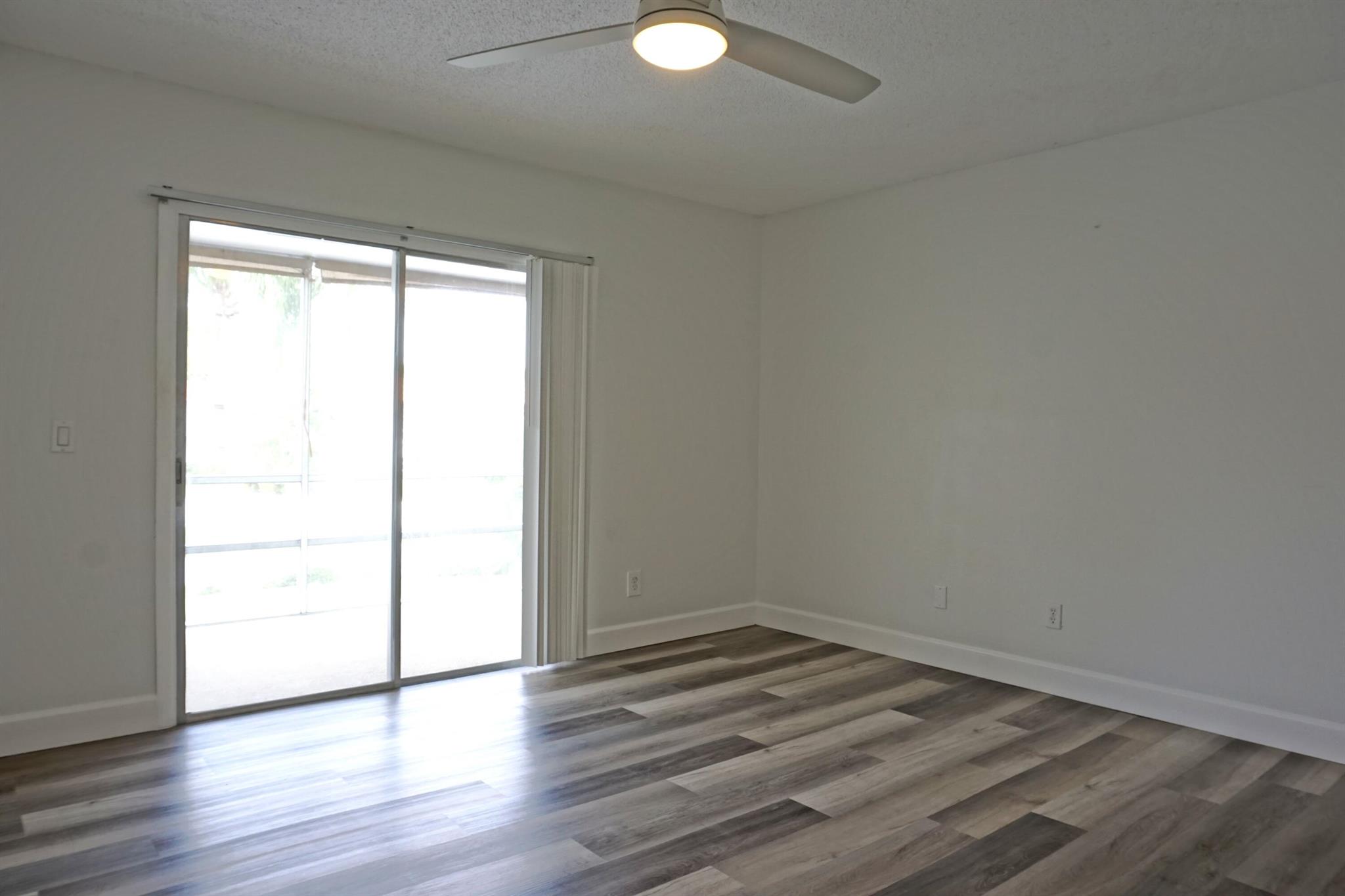 Stuart, Florida 34996, United States, 1 Bedroom Bedrooms, ,1 BathroomBathrooms,Residential,Pending,209592