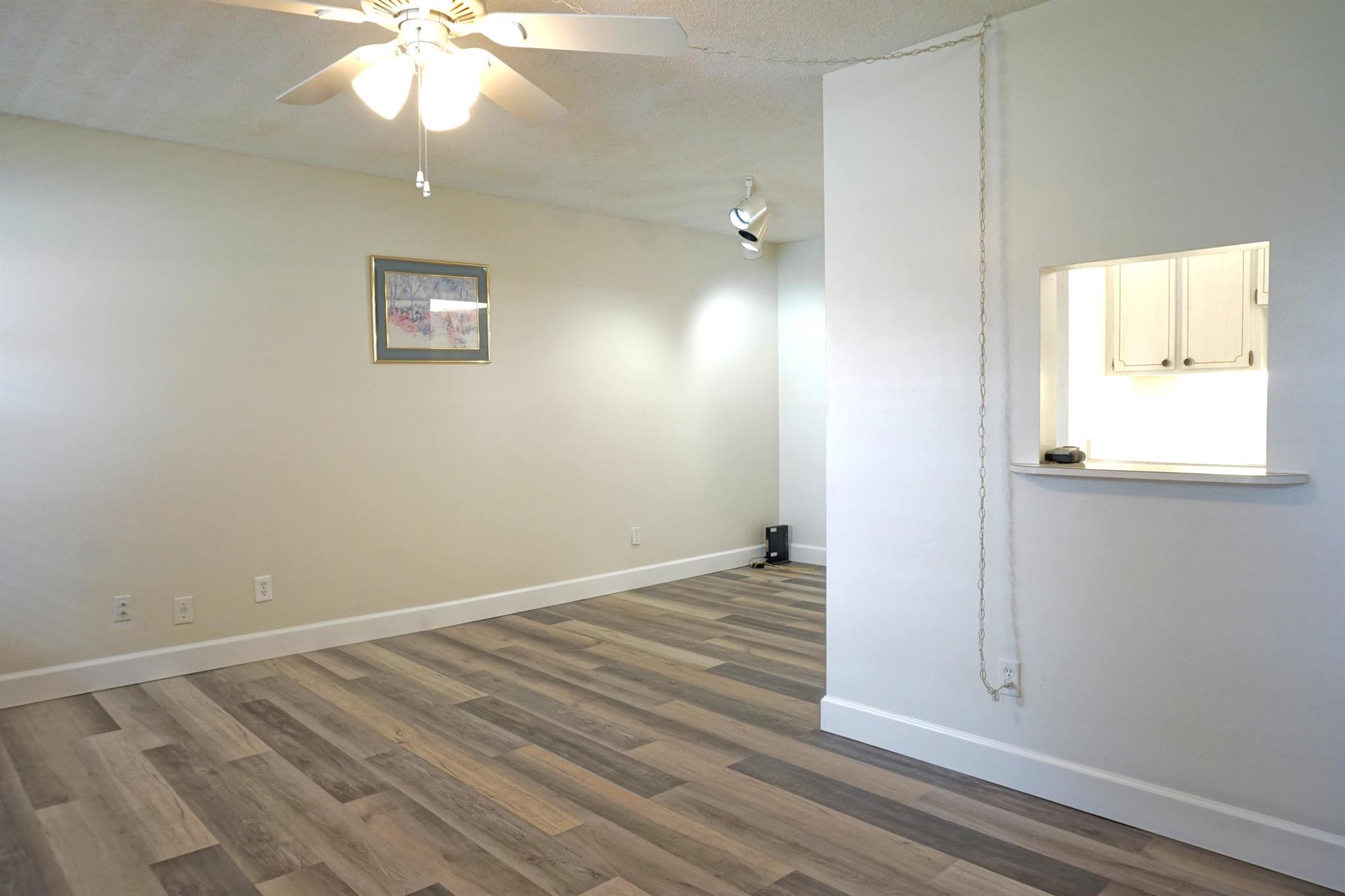 Stuart, Florida 34996, United States, 1 Bedroom Bedrooms, ,1 BathroomBathrooms,Residential,Pending,209592