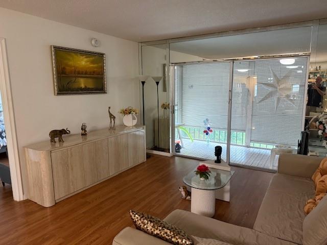 Hollybrook - Residential