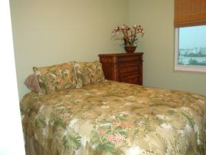 Moorings At Lantana Condo - Residential