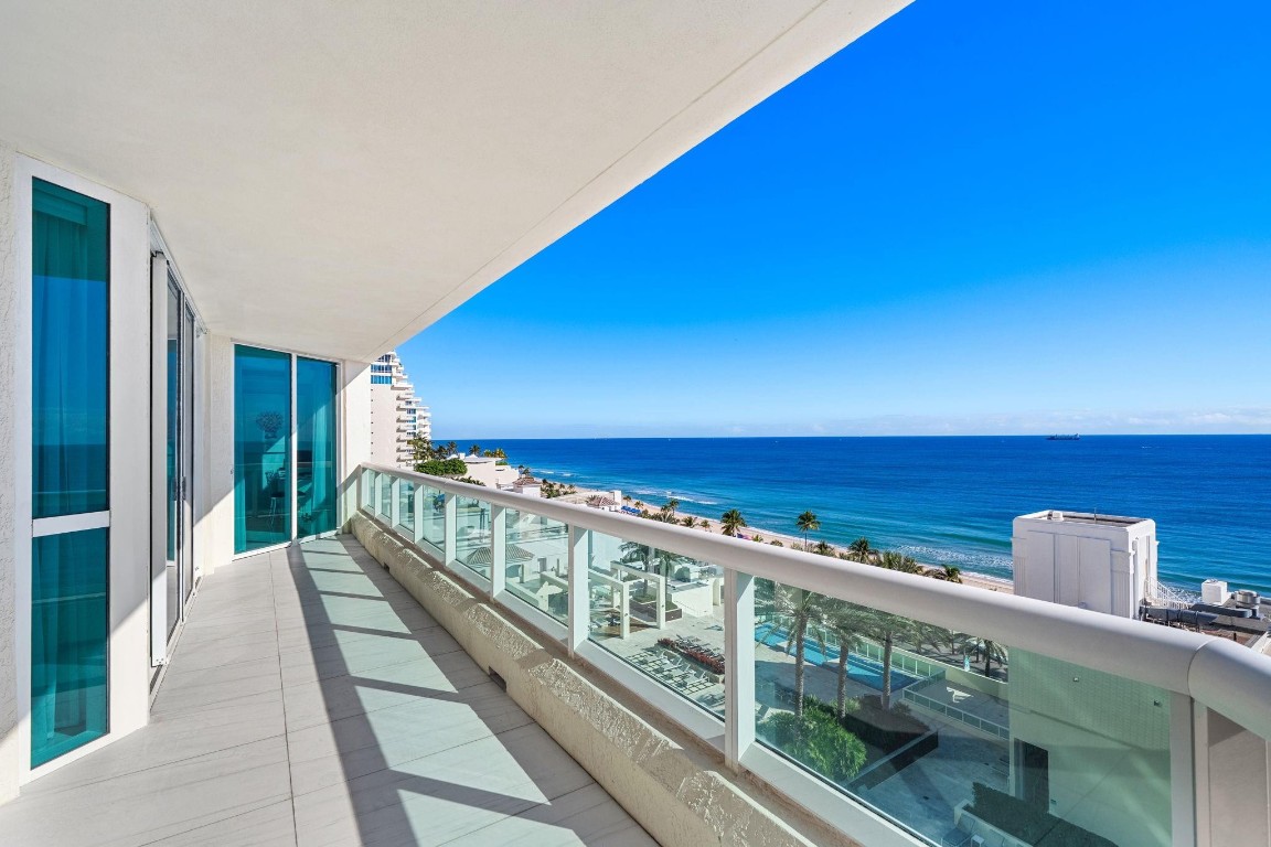 LAS OLAS BEACH CLUB - Residential