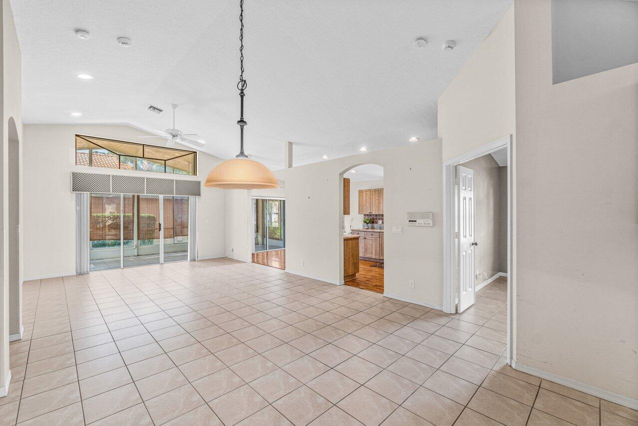 7394 MODENA Drive