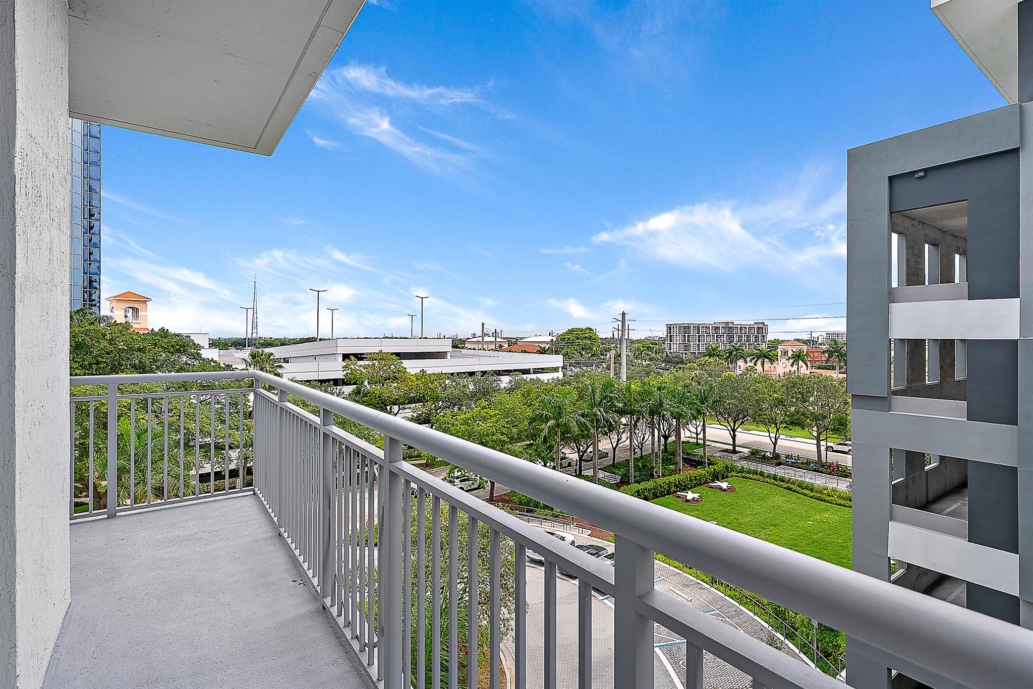 300 S Australian Avenue 520