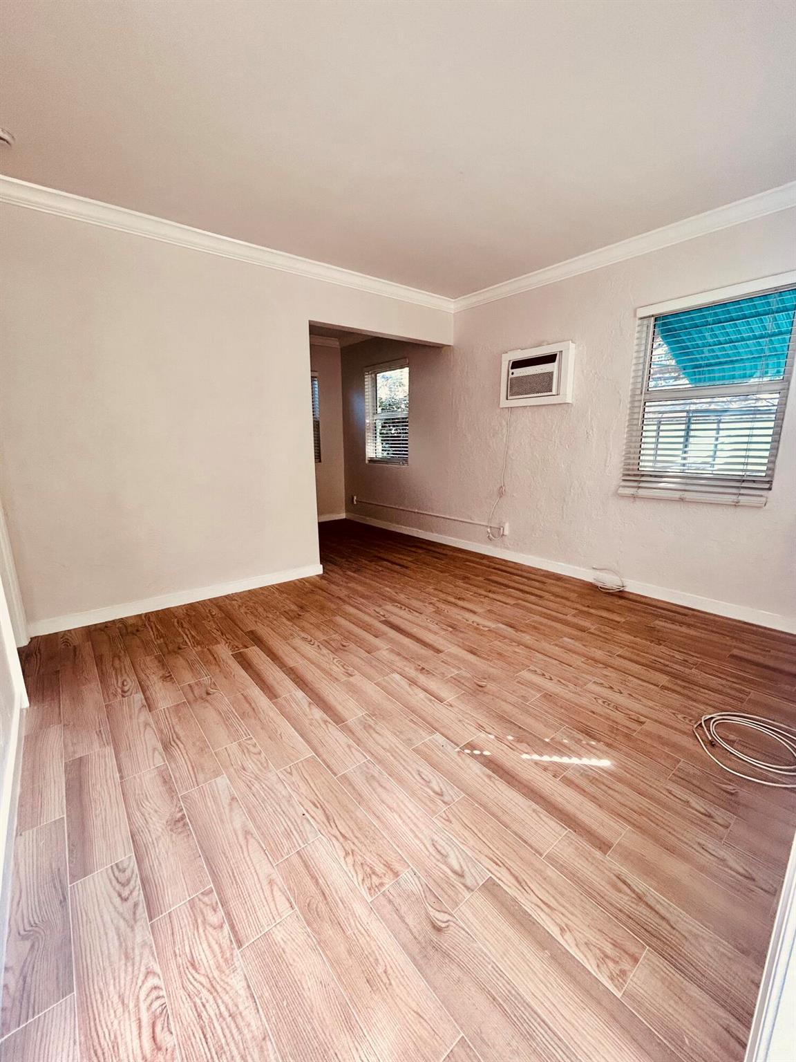 LAKE WORTH TOWN OF - Residential Lease