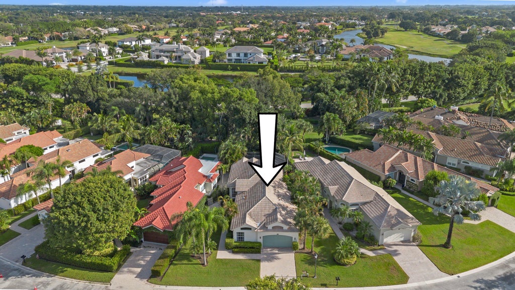 Photo of 12563 MALLET Circle, Wellington, FL 33414 (MLS # B26094338)