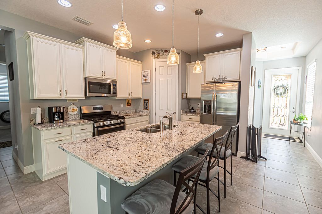 Photo of 12431 SW Weeping Willow Avenue, Port Saint Lucie, FL 34987 (MLS # R11157127)