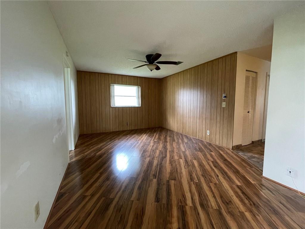 Lauderdale West 2 Sec 78- - Residential